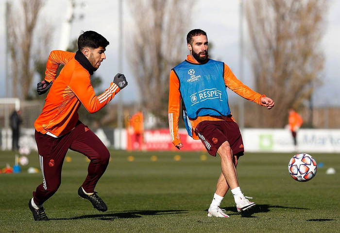 博彩官网半岛平台赞助那不勒斯